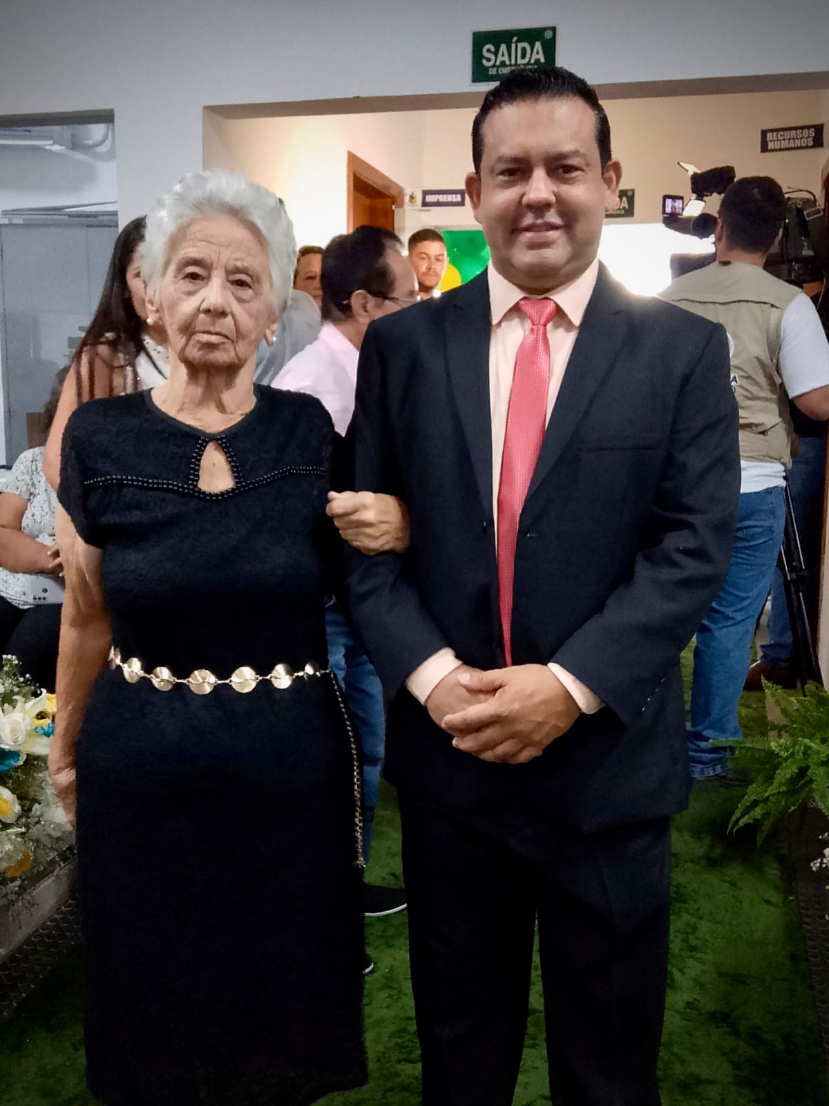 Vereador Marcos e sua tia.